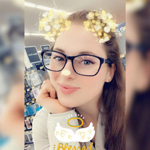 Meet your Posher, Selina